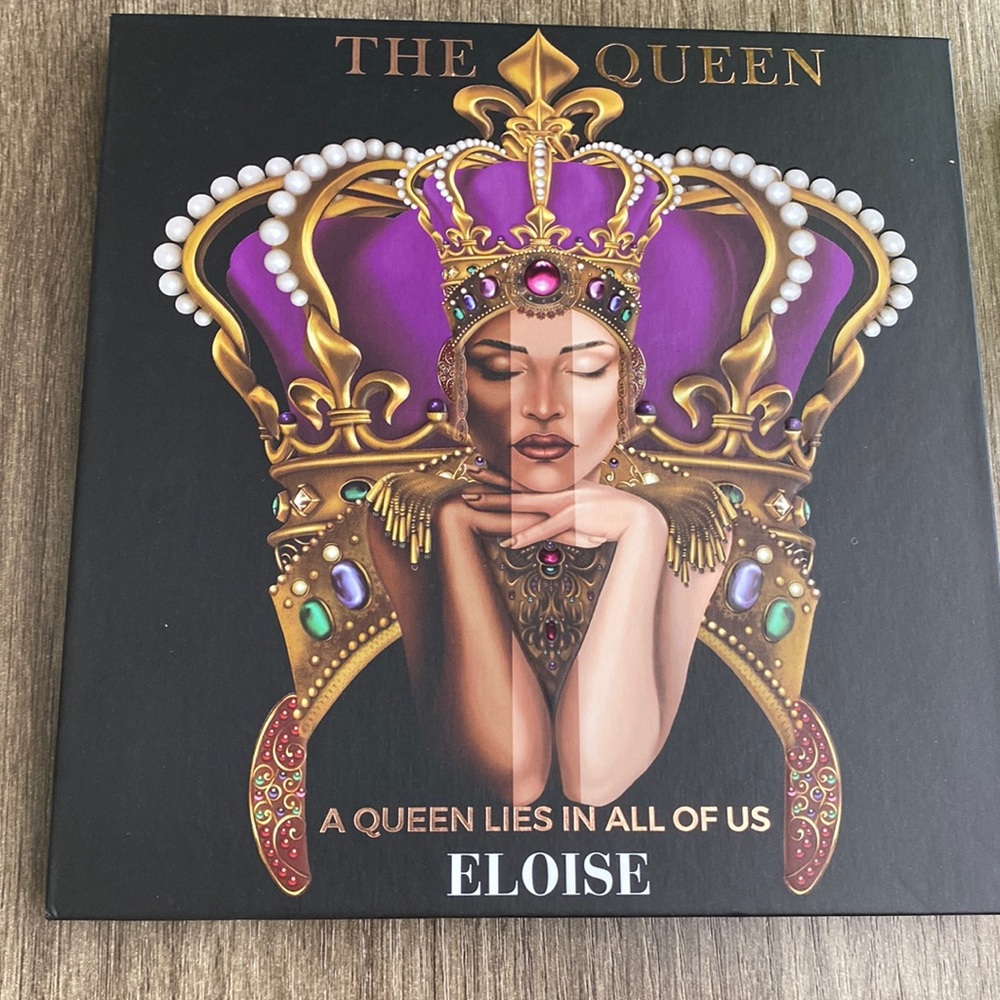 New The queen a queen lies in all of us ELoise eyeshadow palette beautiful color
